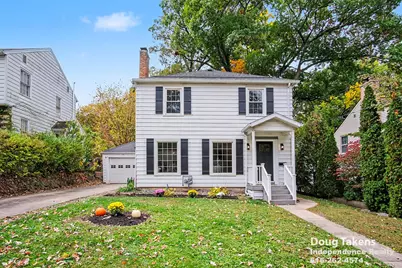 241 Baynton Avenue NE, Grand Rapids, MI 49503 - Photo 1