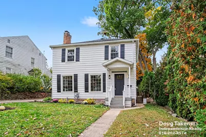 241 Baynton Avenue NE, Grand Rapids, MI 49503 - Photo 7