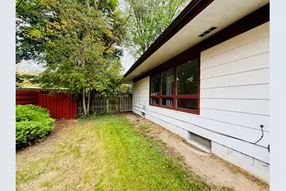 2706 Dawn Drive, Midland, MI 48642 - Photo 9