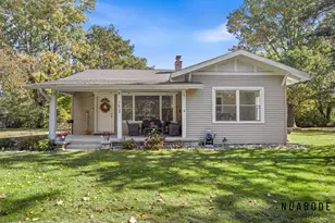 1412 Sunnyside Dr, Kalamazoo, MI 49048 - Photo 1