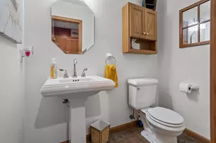 103 Pinehurst Ln, Battle Creek, MI 49015 - Photo 21