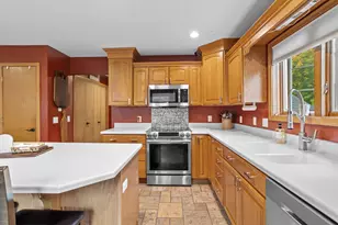 103 Pinehurst Ln, Battle Creek, MI 49015 - Photo 13