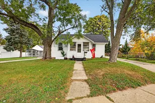 2121 Lee St SW, Wyoming, MI 49519 - Photo 3