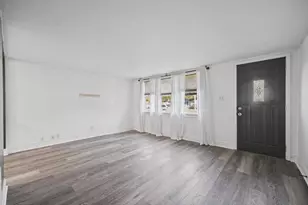 8332 Tranquil St, Portage, MI 49002 - Photo 5