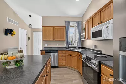 2933 Pebblestone Drive, Hudsonville, MI 49426 - Photo 5
