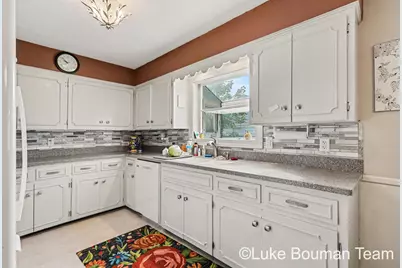 7747 Park Lane Avenue, Jenison, MI 49428 - Photo 5