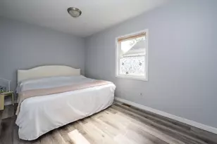 608 Magnolia, Three Oaks, MI 49128 - Photo 13