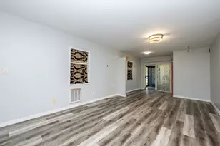 608 Magnolia, Three Oaks, MI 49128 - Photo 5