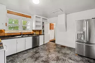 304 W Elm St, Marion City, MI 48811 - Photo 7