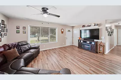 6781 Gove Court N, Tecumseh, MI 49286 - Photo 5