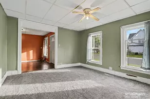 221 Maple St, Nashville, MI 49073 - Photo 3