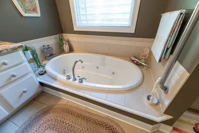 9359 Stratford Woods Trail, Kalamazoo, MI 49009 - Photo 23