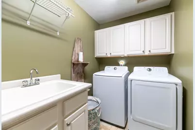 9359 Stratford Woods Trail, Kalamazoo, MI 49009 - Photo 29