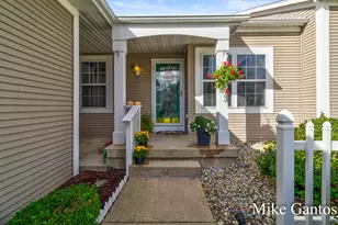 735 Strawberry Valley Ave NW, Comstock Park, MI 49321 - Photo 3