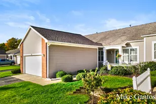 735 Strawberry Valley Ave NW, Comstock Park, MI 49321 - Photo 7