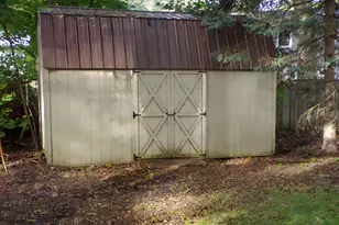1301 Linden Dr, Muskegon, MI 49445 - Photo 27