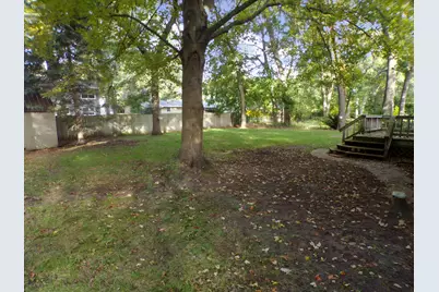 1301 Linden Drive, Muskegon, MI 49445 - Photo 3