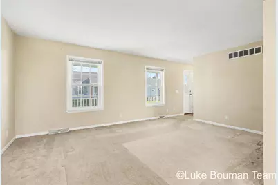 11648 E Bear Meadows Drive SE, Alto, MI 49302 - Photo 3