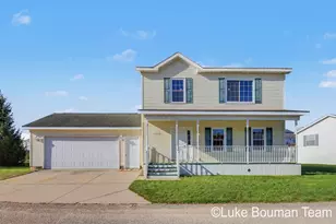 11648 E Bear Meadows Dr SE, Alto, MI 49302 - Photo 1