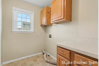 11648 E Bear Meadows Drive SE, Alto, MI 49302 - Photo 9
