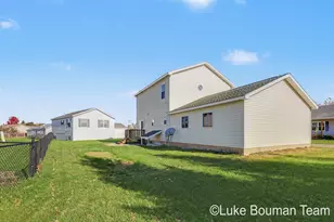 11648 E Bear Meadows Dr SE, Alto, MI 49302 - Photo 23
