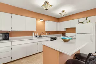 8137 Lorac St, Portage, MI 49002 - Photo 7