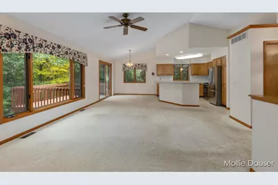 3651 5 Mile Road NE, Grand Rapids, MI 49525 - Photo 7