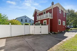25 Avonlea St SW, Wyoming, MI 49548 - Photo 11