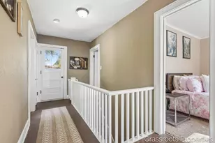 25 Avonlea St SW, Wyoming, MI 49548 - Photo 27