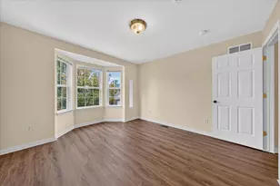 1811 Maple Park Dr E, Canton, MI 48188 - Photo 25