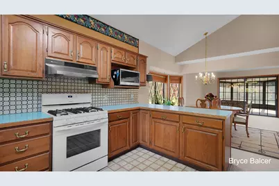 5650 10 Mile Road NE, Rockford, MI 49341 - Photo 13