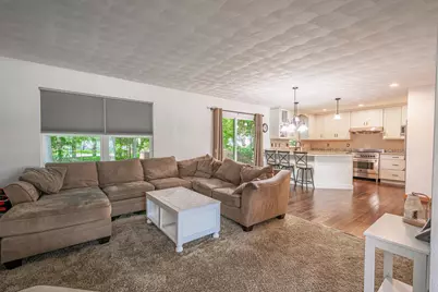 132 Kensington Court, Battle Creek, MI 49015 - Photo 5
