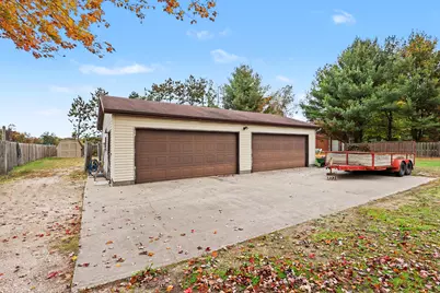 1127 S Drent Road, Muskegon, MI 49442 - Photo 3