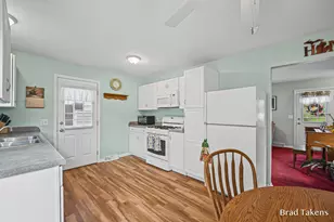 1864 Woodrun Dr SE, Lowell, MI 49331 - Photo 7