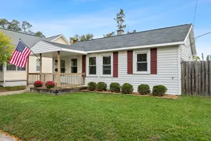 927 Aberdeen St NE, Grand Rapids, MI 49505 - Photo 3