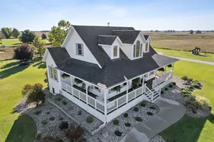 10274 Stanton St, Zeeland, MI 49464 - Photo 3