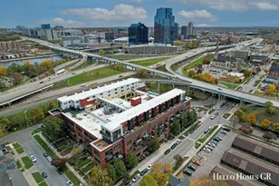 600 Broadway Ave NW, Grand Rapids, MI 49504 - Photo 43