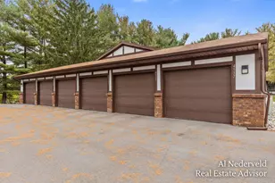 4535 Bekinshire Dr NW, Comstock Park, MI 49321 - Photo 23
