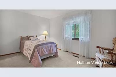230 S State Street #101, Zeeland, MI 49464 - Photo 13