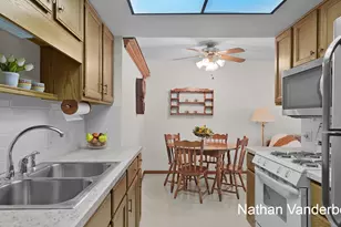 230 S State St, Zeeland, MI 49464 - Photo 11