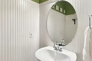 8621 Sun Park Dr, Zeeland, MI 49464 - Photo 19