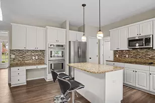 2358 Arbor Tree Ct SE, Grand Rapids, MI 49546 - Photo 7