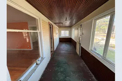 235 W Larch Avenue, Muskegon, MI 49441 - Photo 15