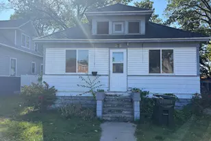 235 W Larch Ave, Muskegon, MI 49441 - Photo 1