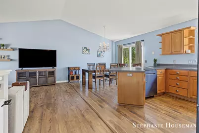 3072 Stonewood Street NW, Grand Rapids, MI 49504 - Photo 9