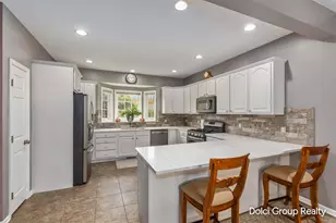 6591 Ravineview SE, Caledonia, MI 49316 - Photo 9