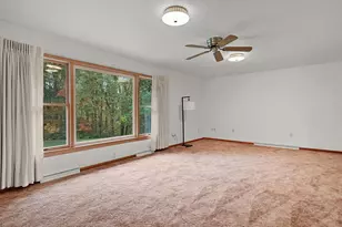436 Stauffer Dr, Hastings, MI 49058 - Photo 19