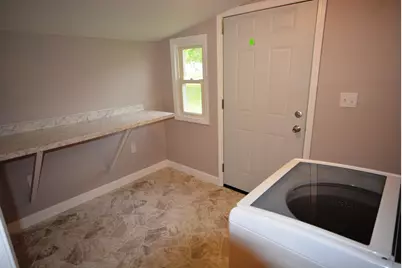 117 E North Street, Albion, MI 49224 - Photo 17