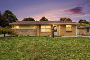 1532 Mayfield Ave NE, Grand Rapids, MI 49505 - Photo 1
