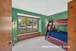 13496 Oakfield Ln, Grand Haven, MI 49417 - Photo 21